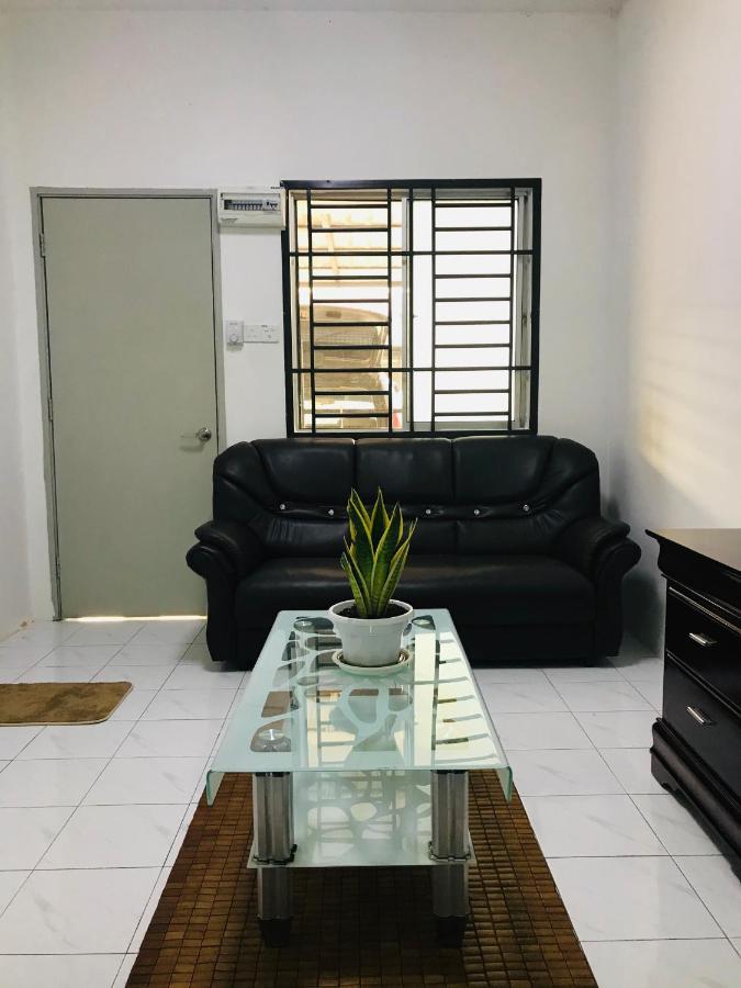 Alyn Home Batu Pahat II Wifi Coway Mohd Noor Екстер'єр фото