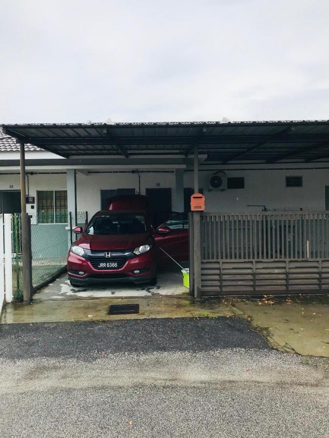 Alyn Home Batu Pahat II Wifi Coway Mohd Noor Екстер'єр фото