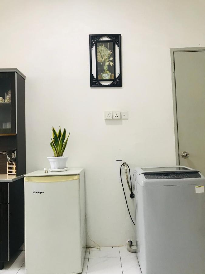 Alyn Home Batu Pahat II Wifi Coway Mohd Noor Екстер'єр фото